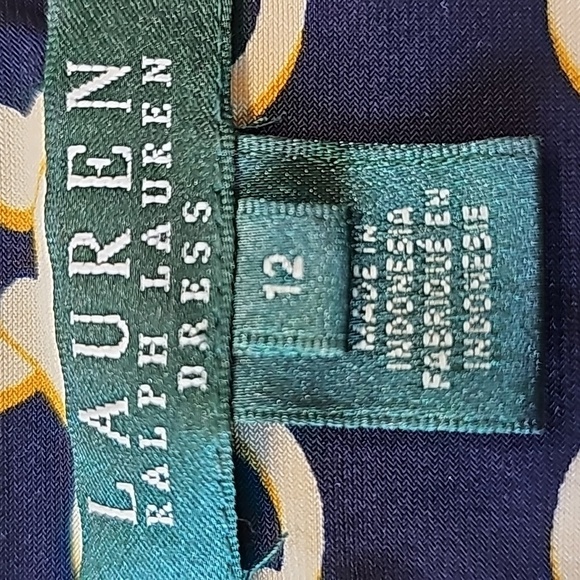 Lauren Ralph Lauren knit dress size 12. Stretch fabric. Dark blue with geometric - Picture 7 of 10